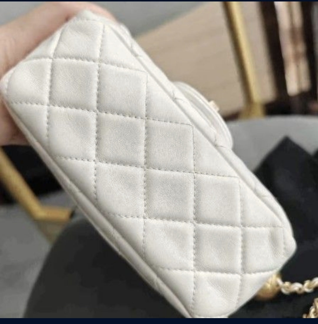 Chanel handbag pallets for sale