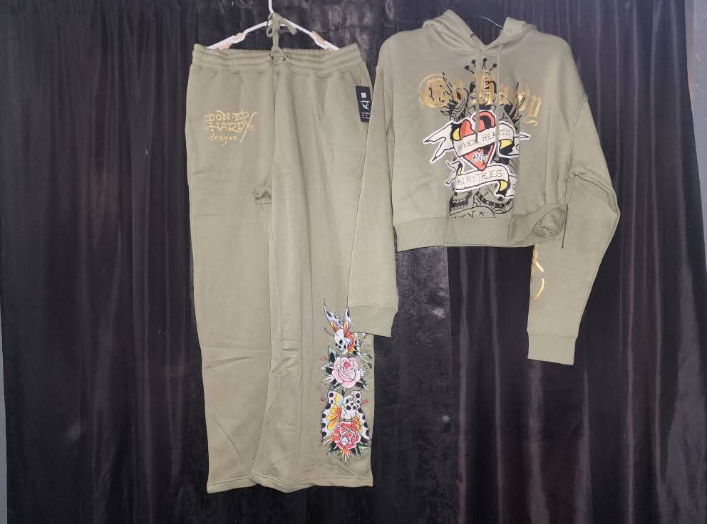 Ed Hardy clothing pallet for sale