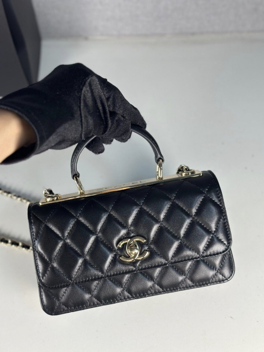 Chanel handbag pallets for sale