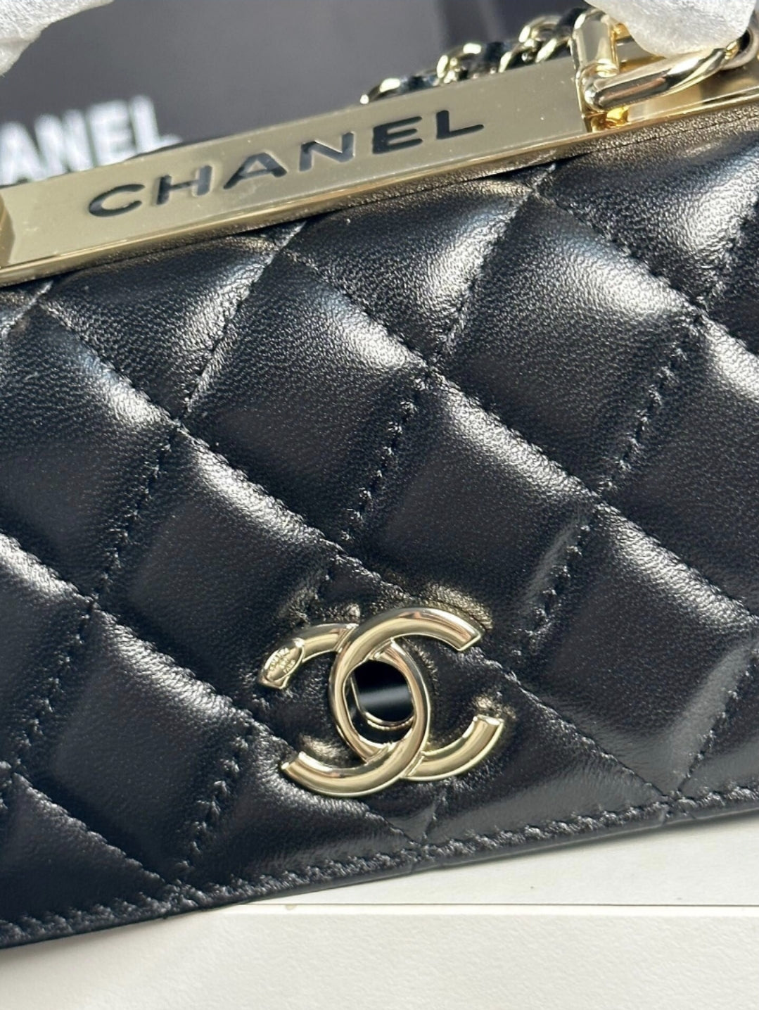 Chanel handbag pallets for sale