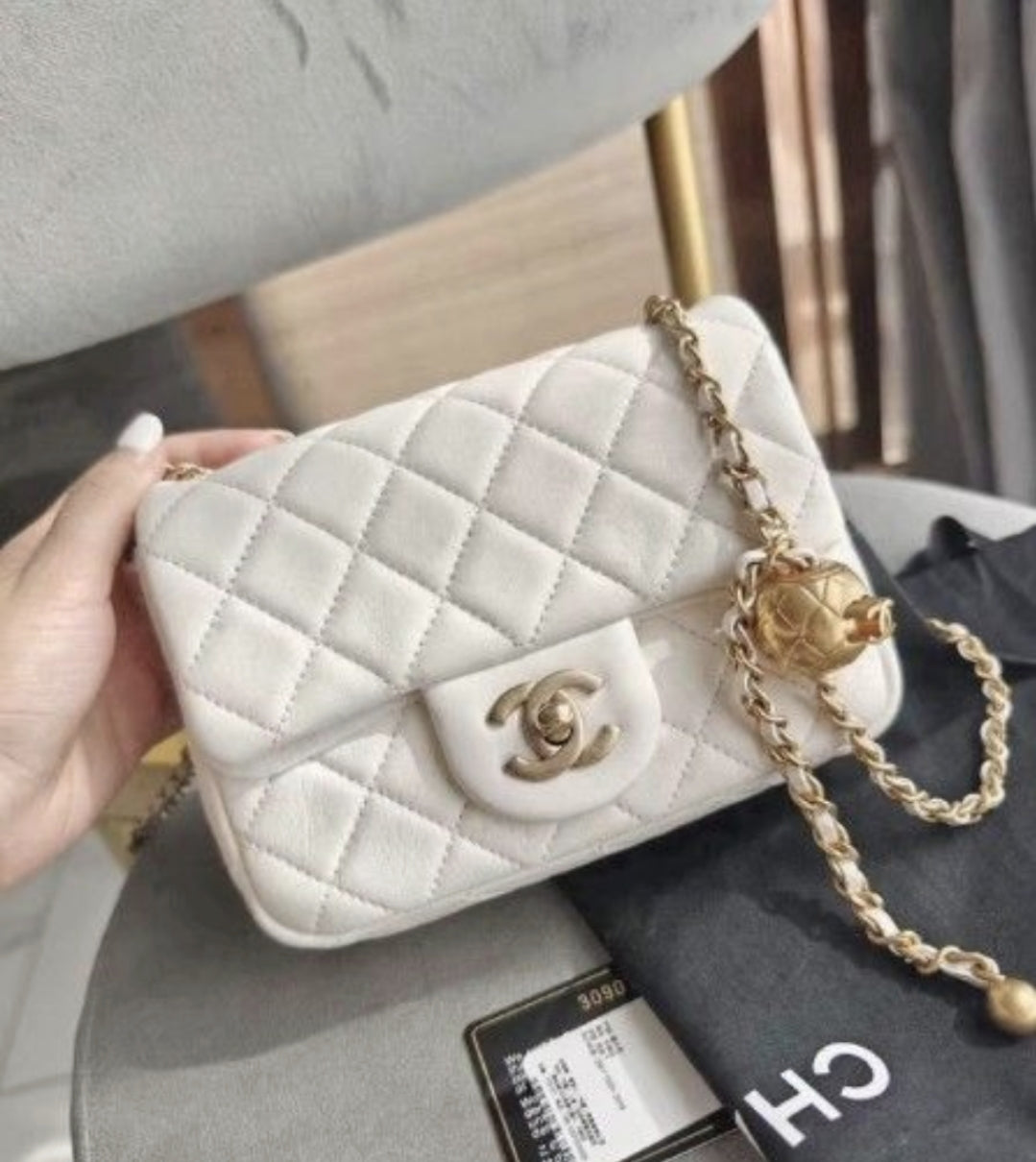 Chanel handbag pallets for sale