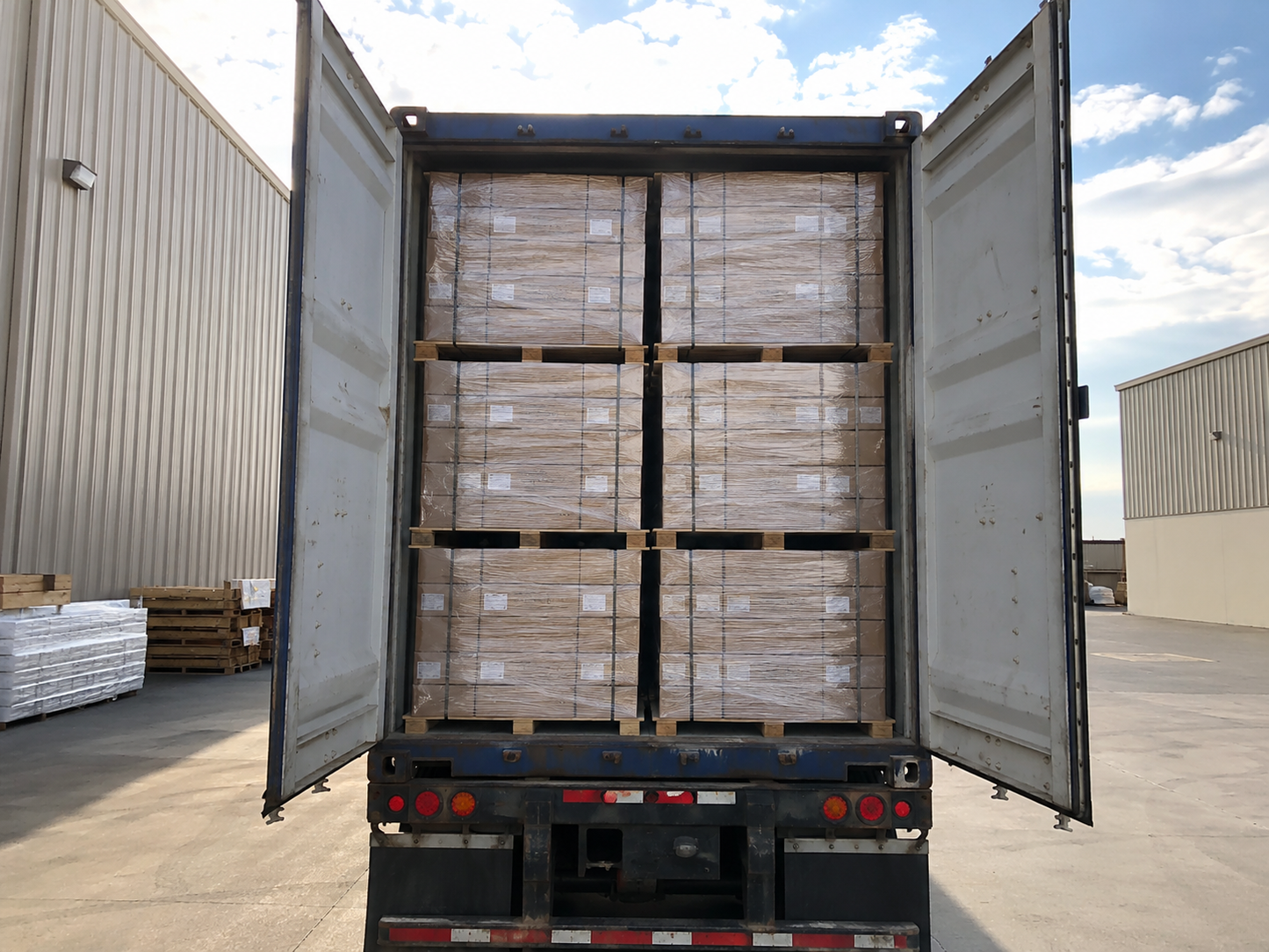 Waterproof Flooring (20mm) truckload for sale