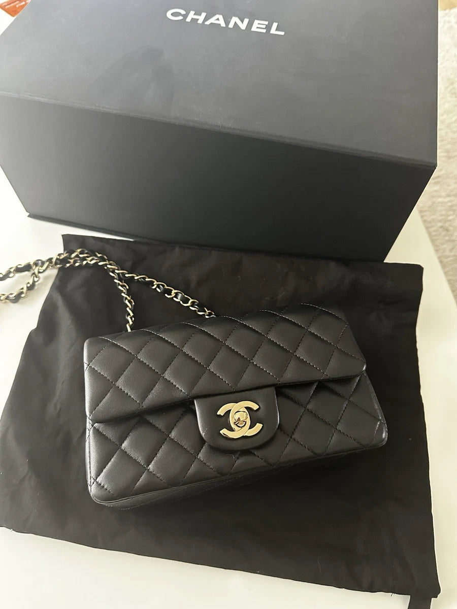 Chanel handbag pallets for sale